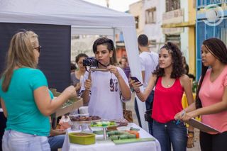 beco-20160521-ecofeira-drik-pontes-filmagem